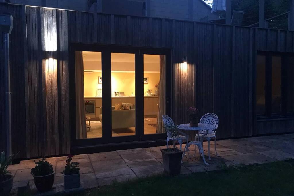 Garden Hideaway, Self-Contained, Edge Of Bath公寓 外观 照片